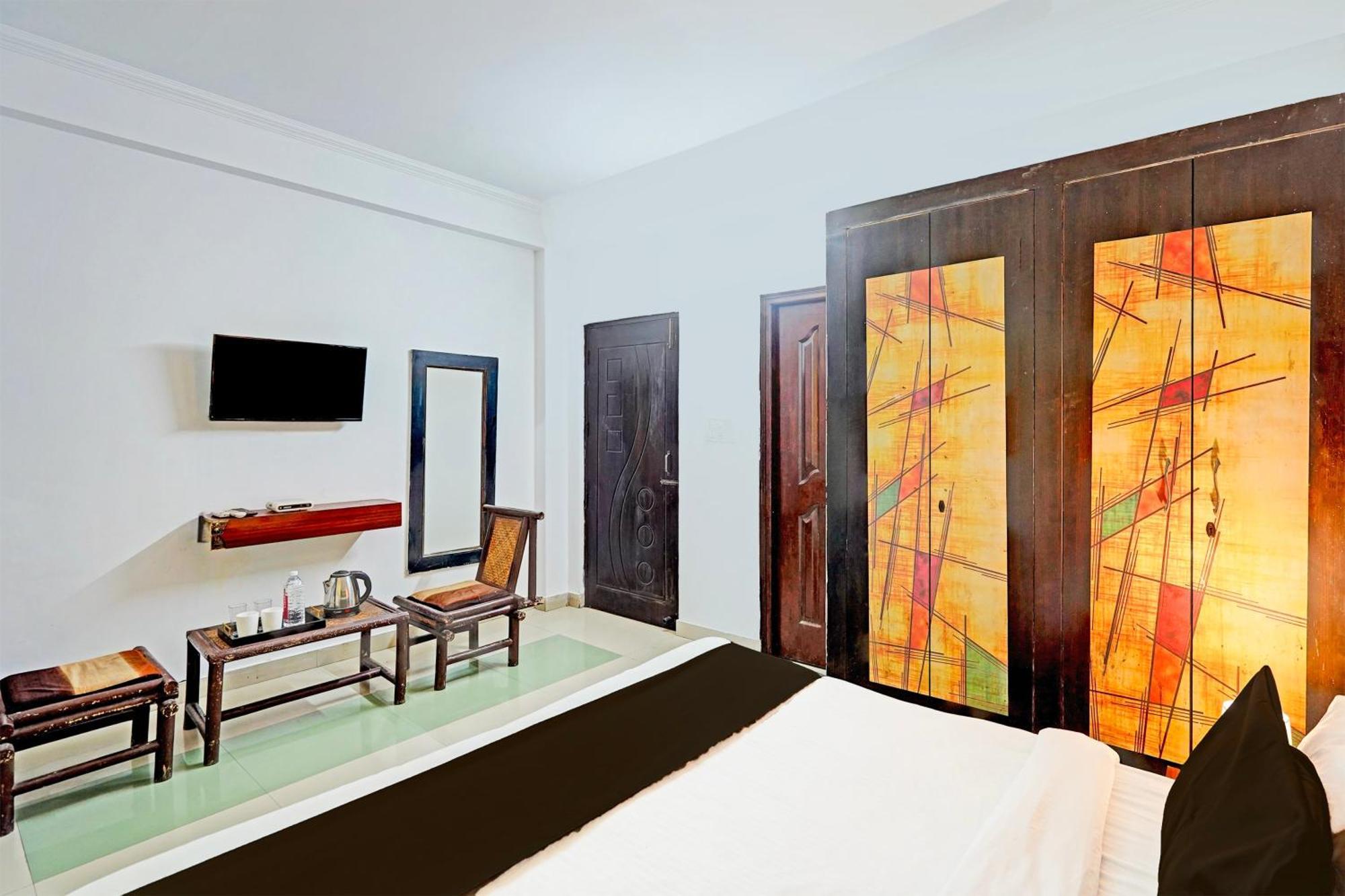 Super Hotel O Palm دهرادون المظهر الخارجي الصورة
