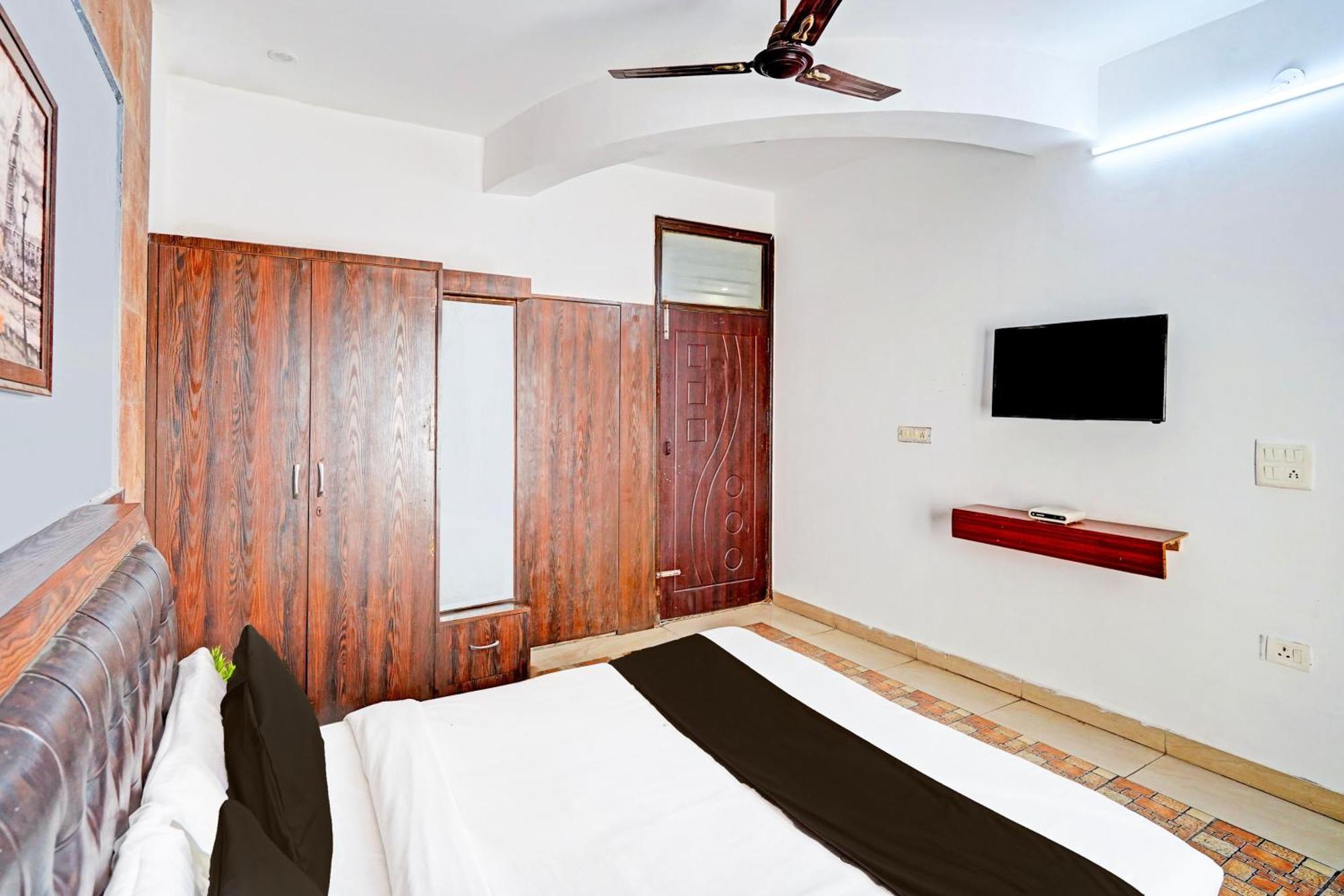 Super Hotel O Palm دهرادون المظهر الخارجي الصورة